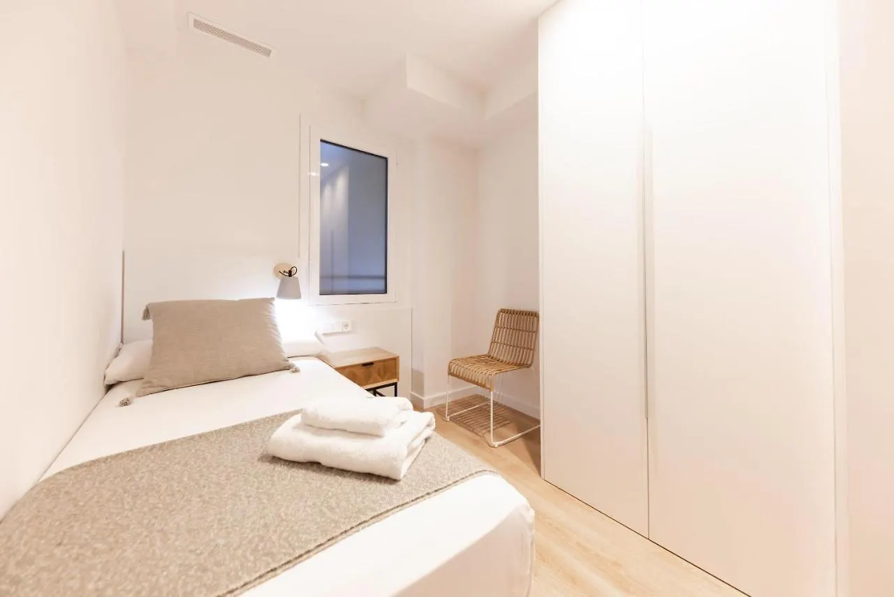 Apartment Bravissimo Falco, 3 Bedrooms And Balcony Girona