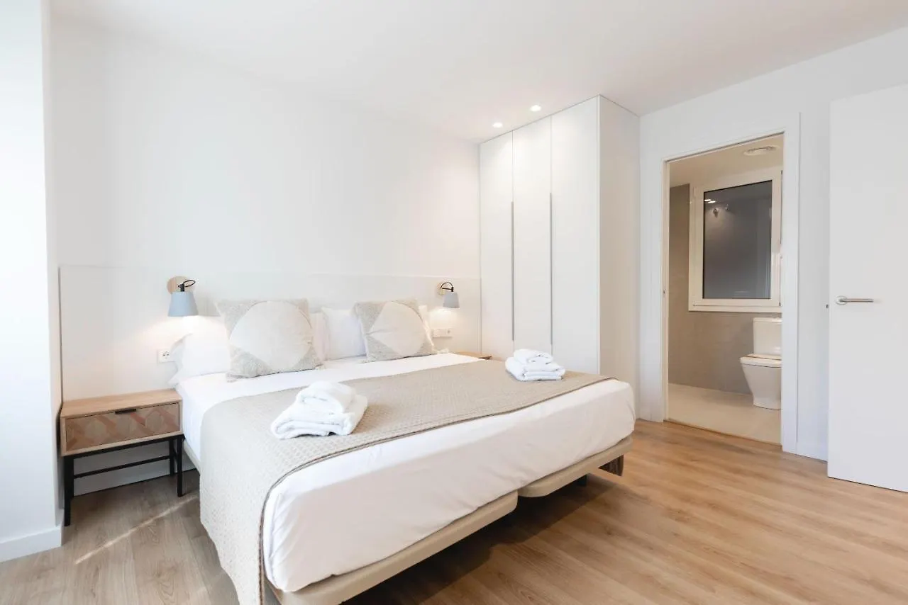 Bravissimo Falco, 3 Bedrooms And Balcony Girona