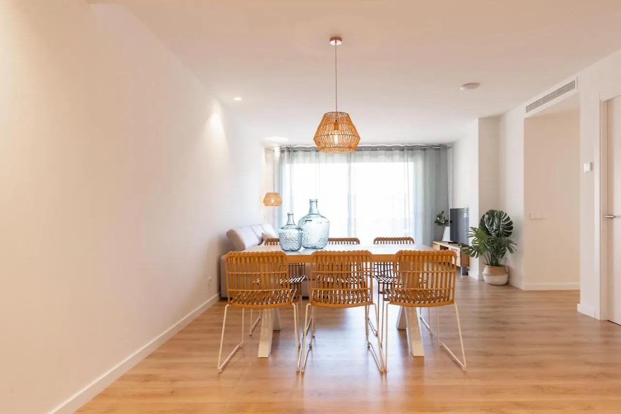Bravissimo Falco, 3 Bedrooms And Balcony Girona