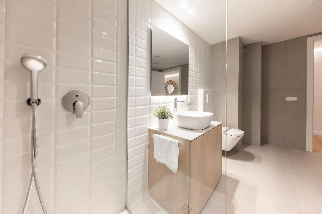 Bravissimo Falco, 3 Bedrooms And Balcony ジローナ 0*,  スペイン